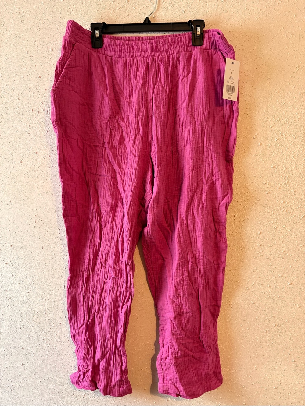 belk Bright Fuchsia Crinkle Pants